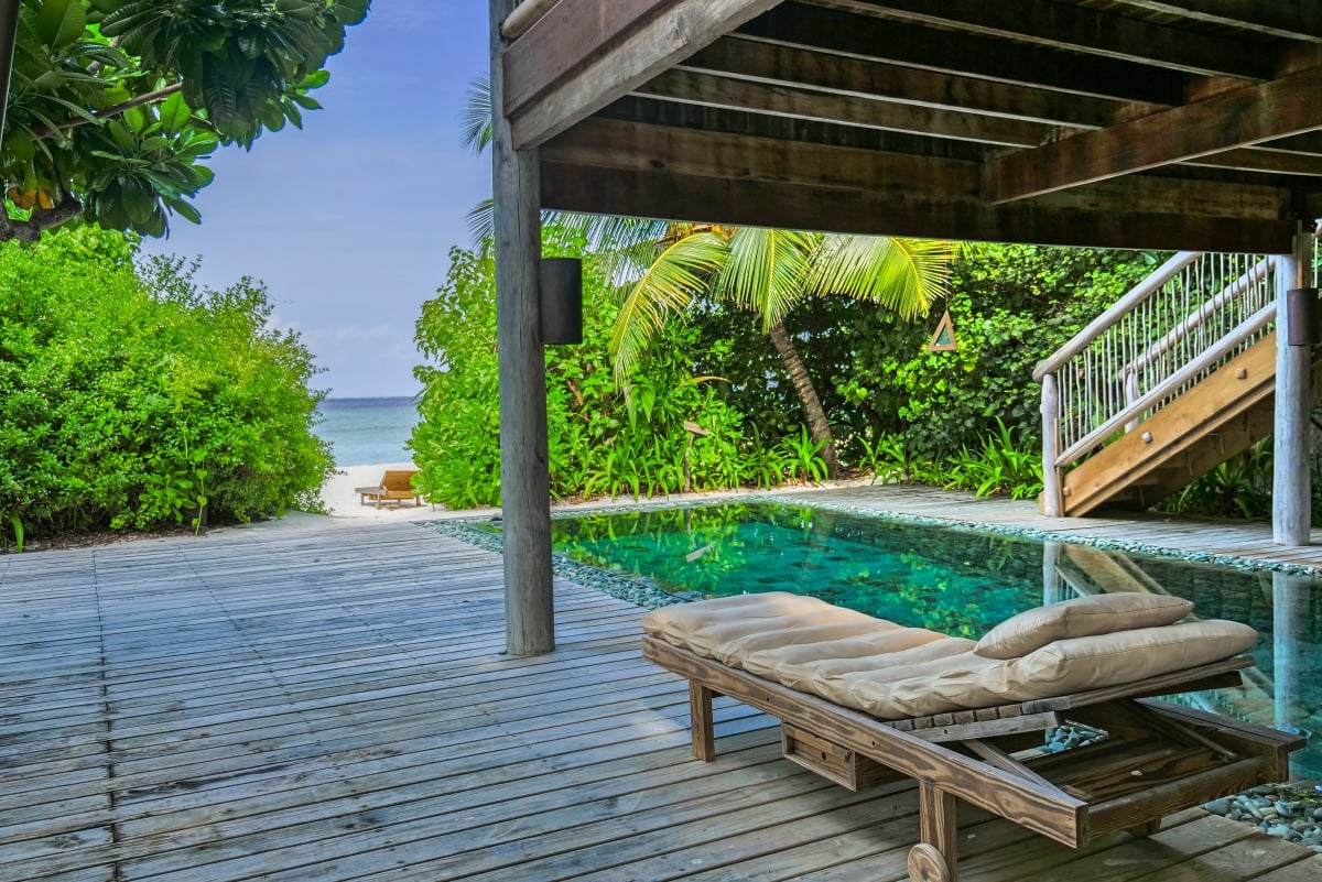 Maldives_Soneva_Fushi_Resort_Sunrise_Retreat_Villa_fivestardestination_five_star_destination_15